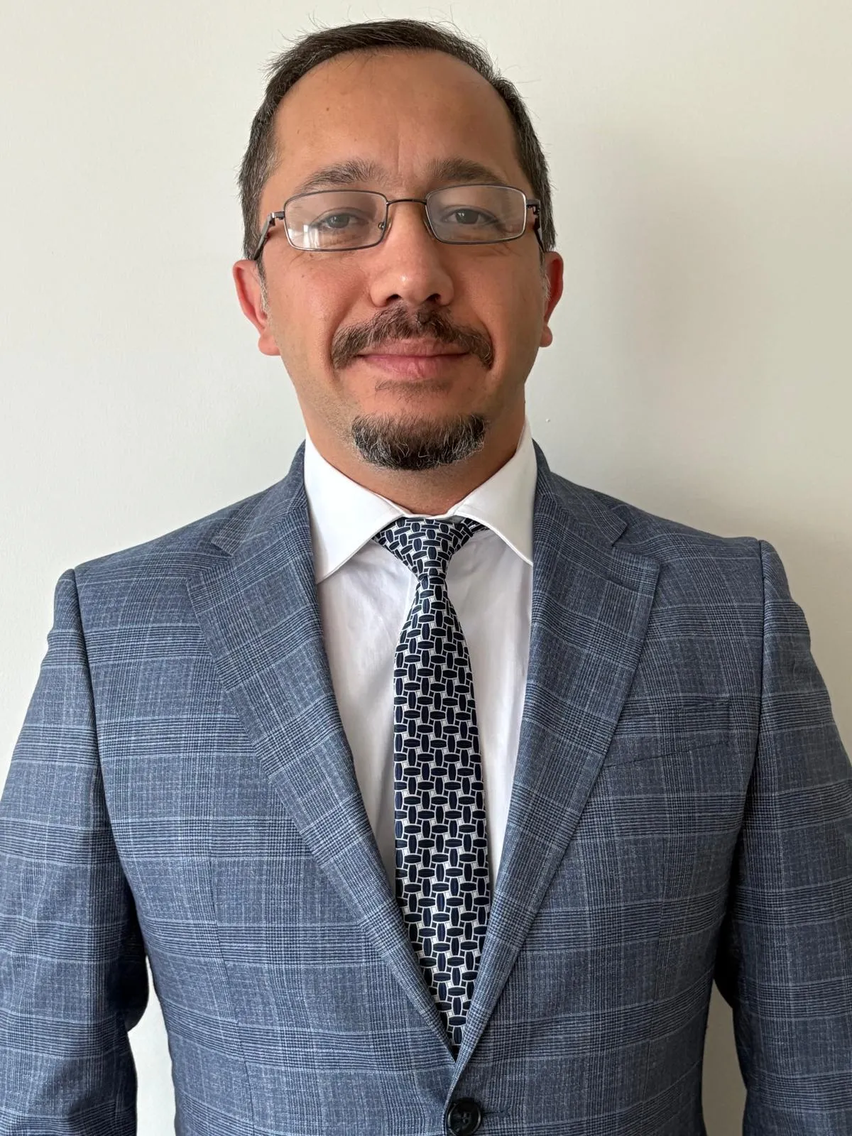 Yönetim Kurulu Üyesi